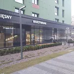 Wizjonerow Luxury Apartment & Garage